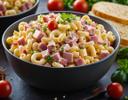 Салата с макарони и шунка
